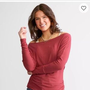 Buckle Off-Shoulder Ribbed Top in Deep Red
